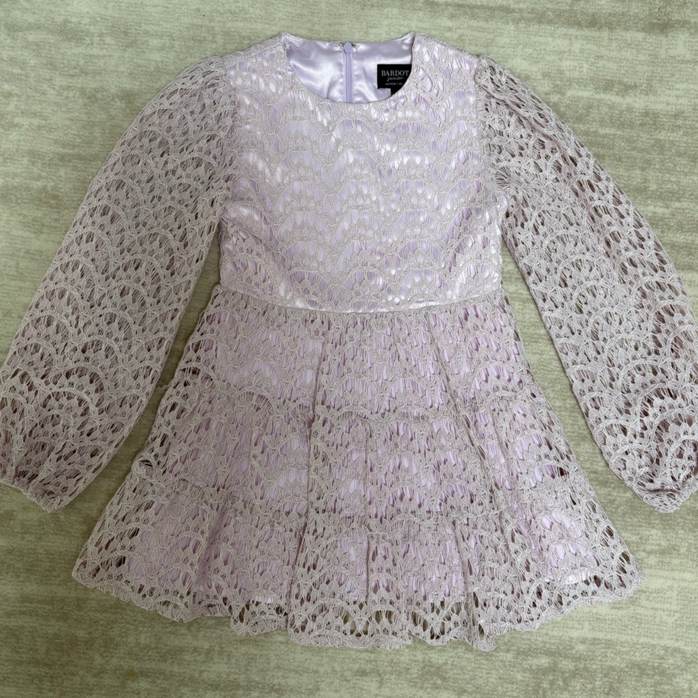 Bardot Junior Ella lace dress in dusty pink- worn once! Size 7
